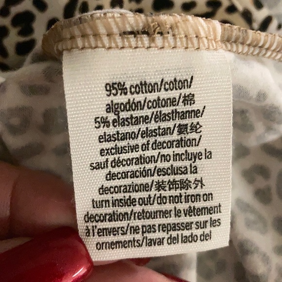 NWT PINK Victoria’s Secret L animal print bodysuit - Picture 8 of 8